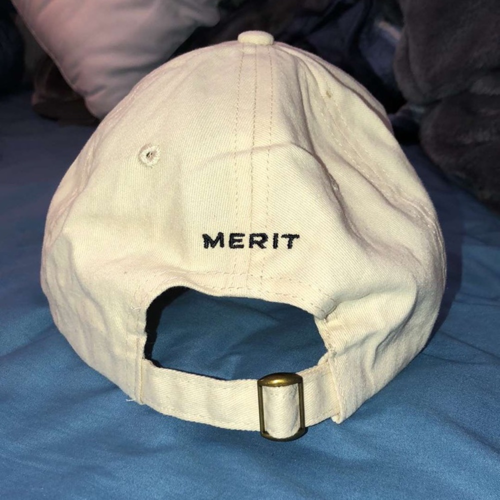 Vintage “leas in more” hat